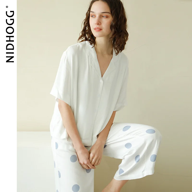 

2020 Spring Simple Satin Short Sleeve Trousers Pajamas Suit Blue Dots Printing Pijama Womens Luxury Sexy Clothes White 2 Piece