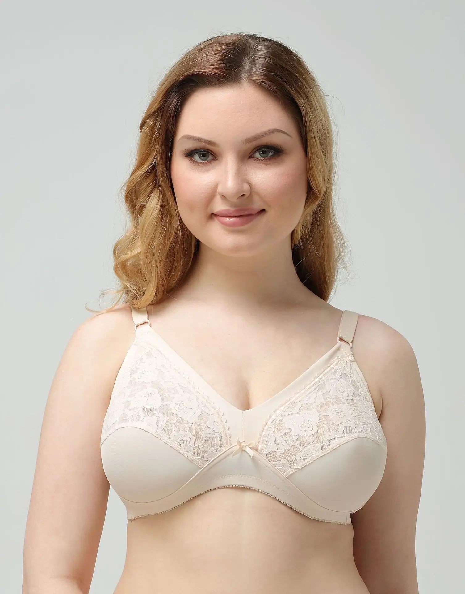 Top duży biust biustonosz 115G 115F 115E 110F 110E 110D 105F 105E 105D 105C 100E 100D 100C 95F 95E 95D 95C 90F 90D 85F 85C 80E 80D C02