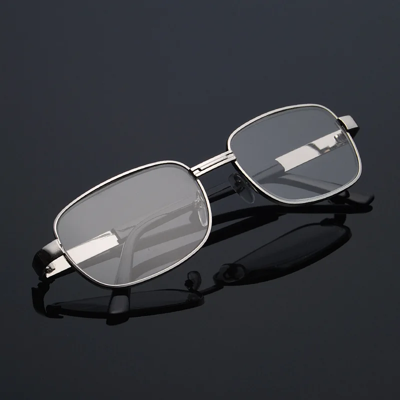 

The new high-definition crystal glass reading glasses are not afraid of scratching metal big frame reading glasses