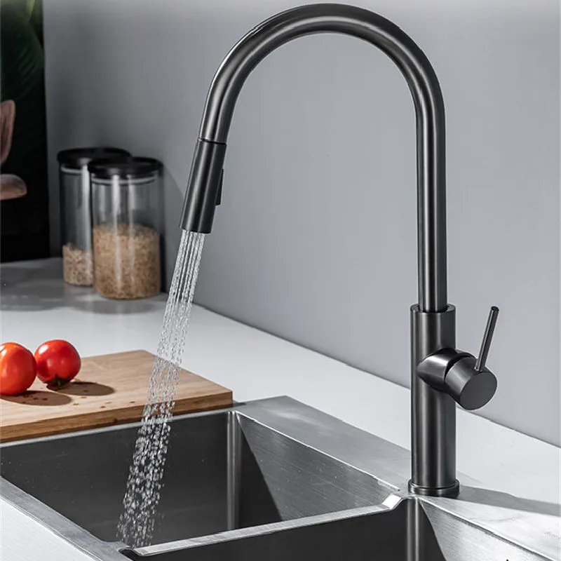 

Gun Grey Kitchen Sink Faucet Hot & Cold Brass Sink Mixer Tap Pull Out Spray Nozzle Rotating Single Handle Deck Mounted Chrome