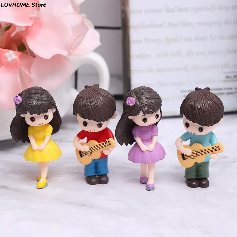 2pcs/set Creative Miniature Ornaments Boy Girl Guitar Sweety Lovers Couple Figurines Craft Fairy Resin Dolls Wedding Accessories