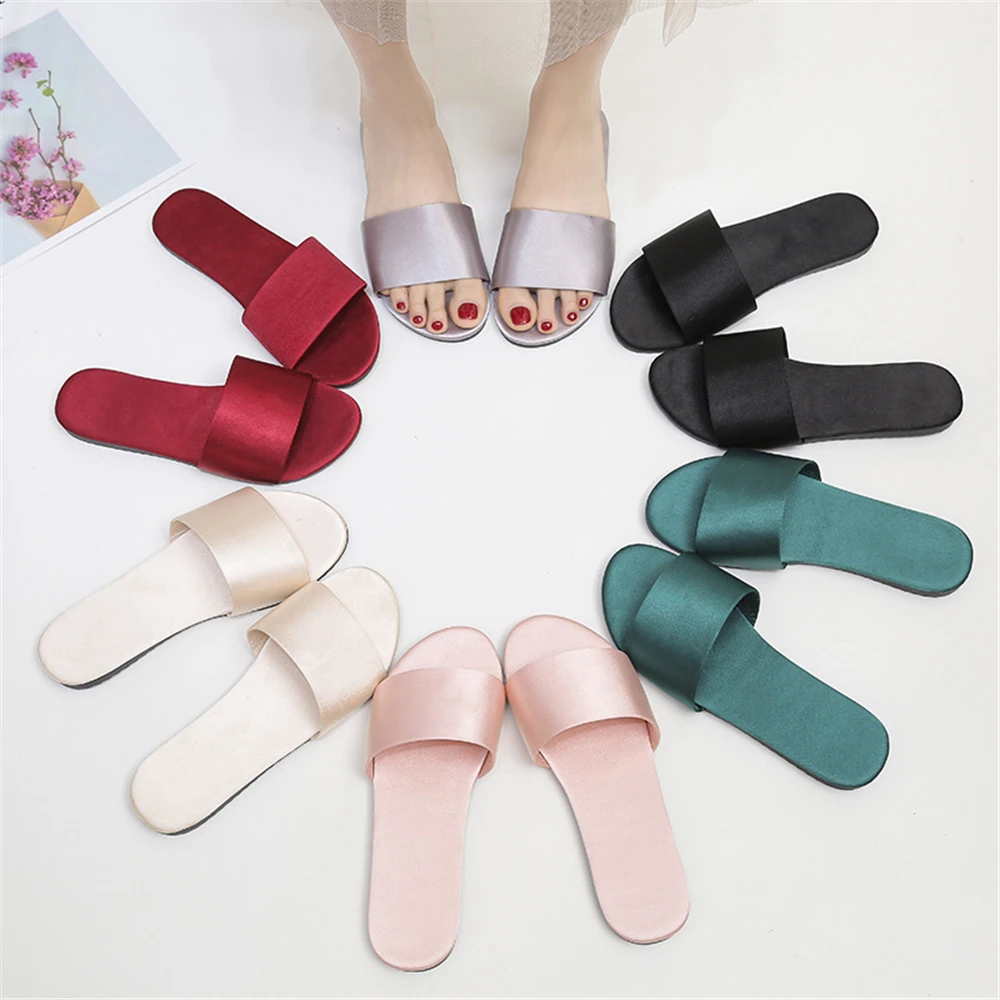 Wedding Party Satin Slippers For Bride Bridesmaid Bachelorette Party Team Bridesmaid Gift Non-Slip Satin Soft Wedding Shoes