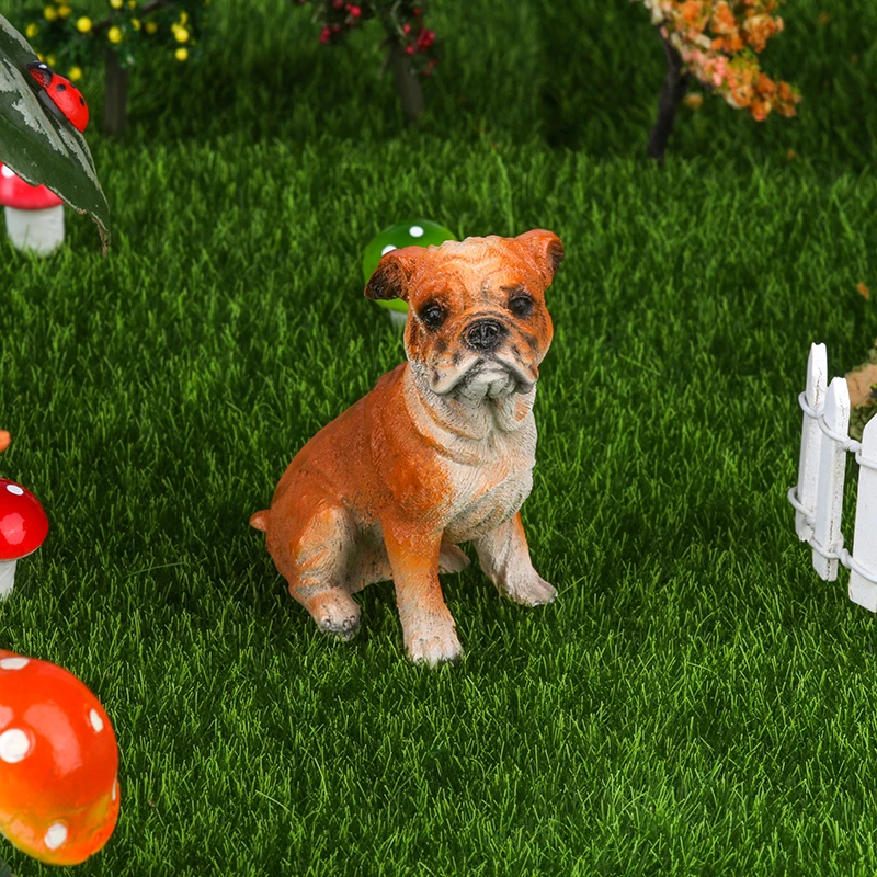 Simpatico Belldog Dog Miniature Fairy figurine decorazioni da giardino Mini Gnome muschio animali giocattoli per la casa regali figurine in resina Bonsai