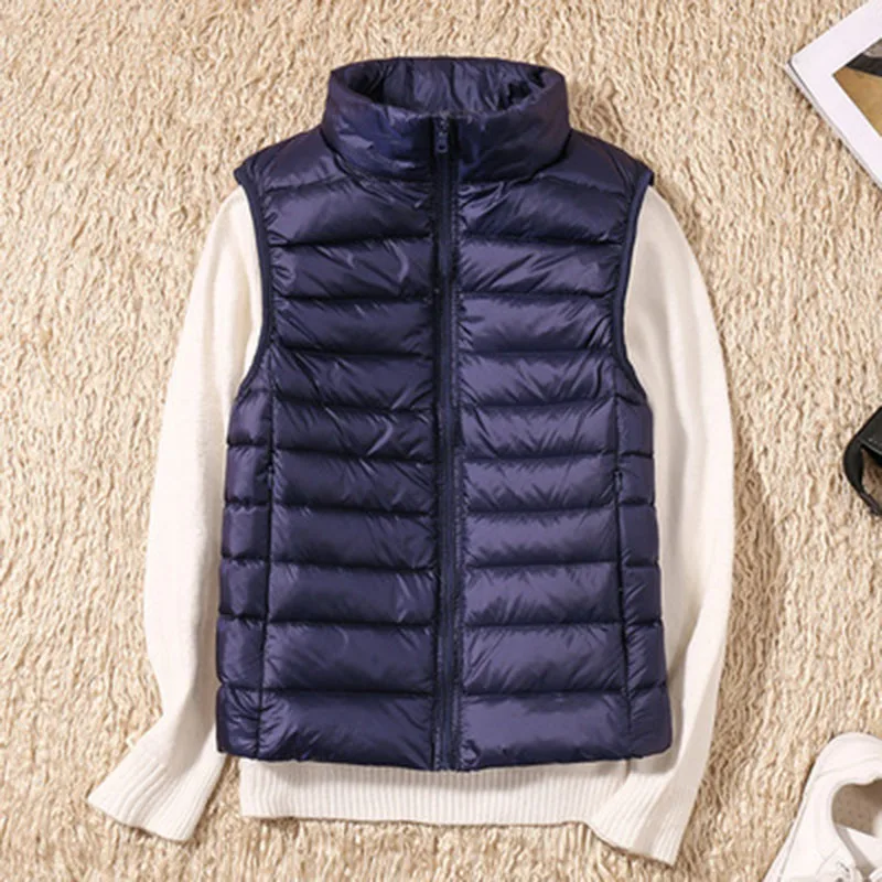 2024 New Autumn Winter Down Vest Women Ultra Light 90% White Duck Sleeveless Jacket Short Ladies Parka Waistcoat Veste Femme