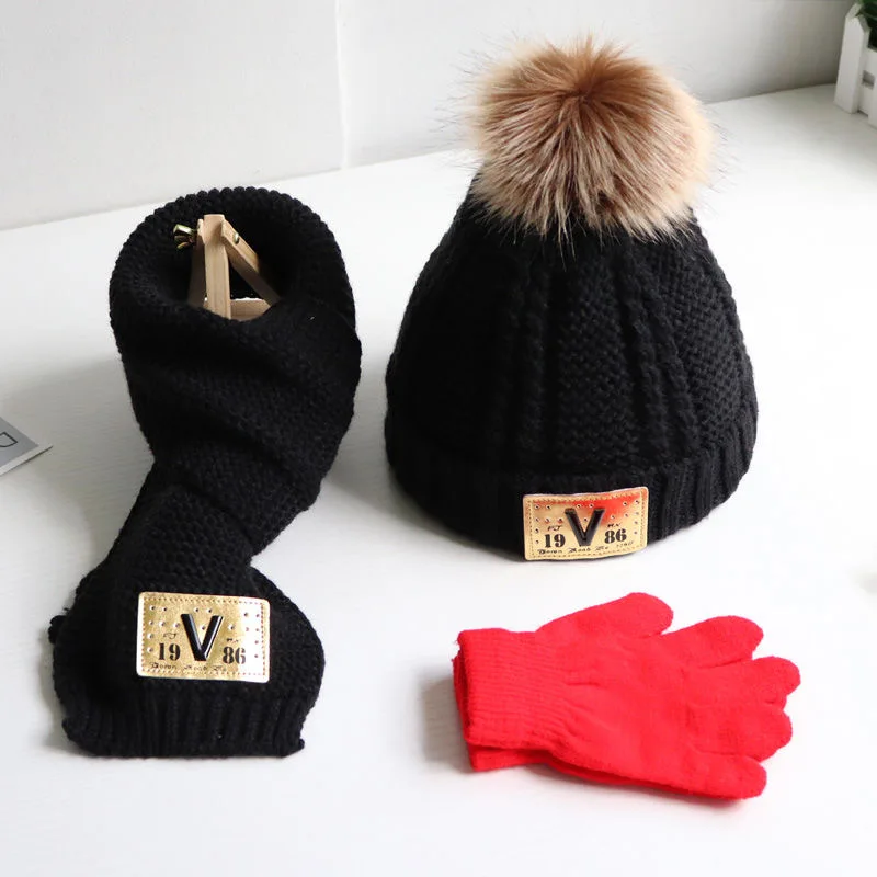 Three-piece autumn/winter children wool wool hat scarf gloves boys and girls baby knitting warm baby jumper hat trend