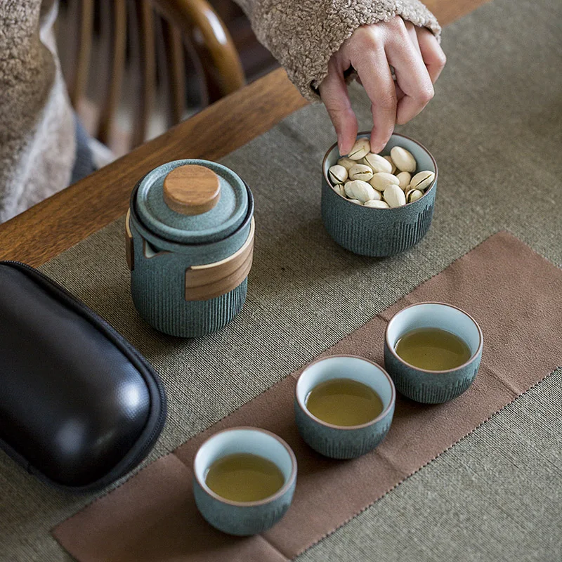 Tangpin Green Ceramic Teapot Teacups a Tea Set Portable Travel Tea Set Drinkware