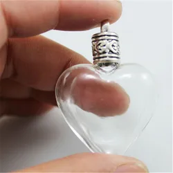 5PCS/Lot Wholesale Mini Heart-shaped Glass Bottle Jars Charms Pendants  With Metal buckle For Making Necklace DIY Accessories