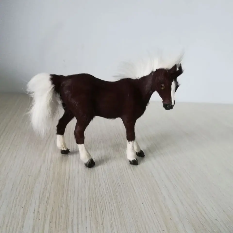 Brinquedo de cavalo de simulação pequeno, plástico e pele, modelo de cavalo marrom, boneca, presente, cerca de 12x11cm