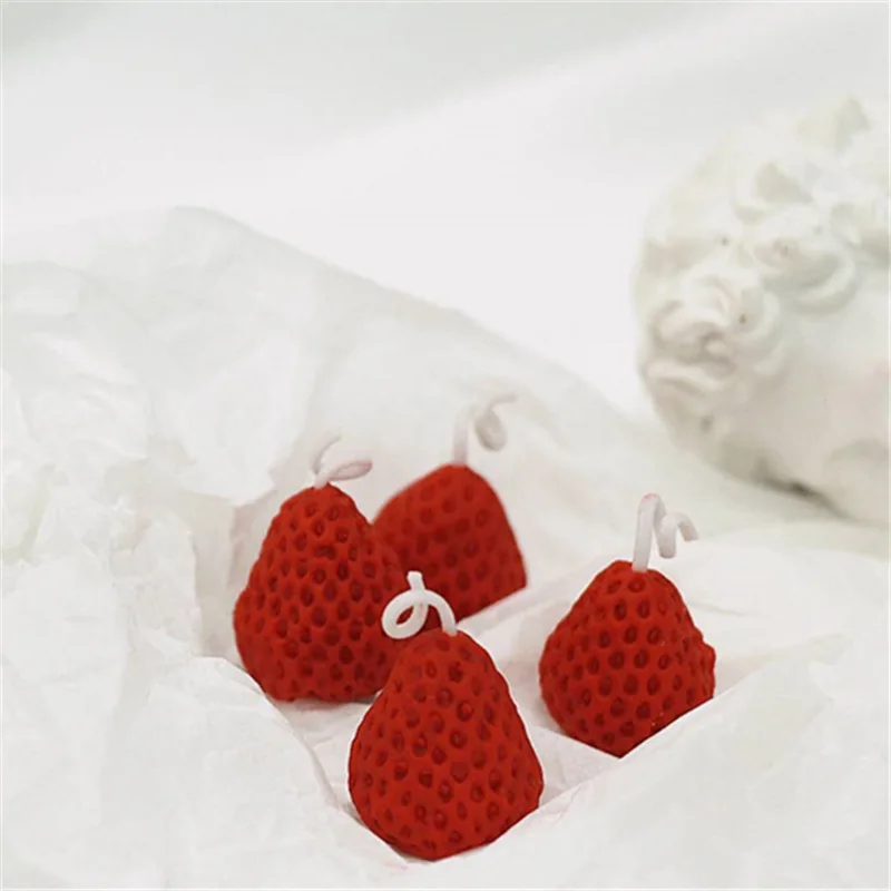 1Pcs Home Decoration Strawberry scented candle Smokeless Candlelight Used for festival Birthday wedding party Holiday Gift