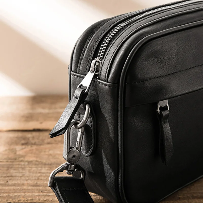 AETOO-Bolso cruzado de cuero de vaca para hombre, bandolera informal de primera capa, con personalidad juvenil