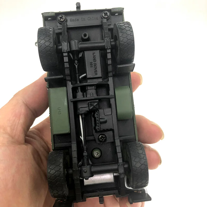 Diecast 1/43 Scale Land Rover 101 Off-road Truck Alloy Car Model Static Display Adult Collection toys