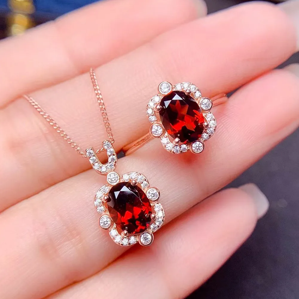 Elegancki czerwony kryształ Ruby Gemstones diamenty zwięzłe wisiorek naszyjniki pierścionki 18k Rose biżuteria ze złotym wypełnieniem zestawy dla kobiet prezenty