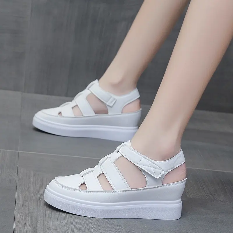 Breathable Female Sandal 2021 Summer Muffins shoe Increasing Height Shoes Closed Toe Clogs With Heel Girls Flat New Fashion Glad