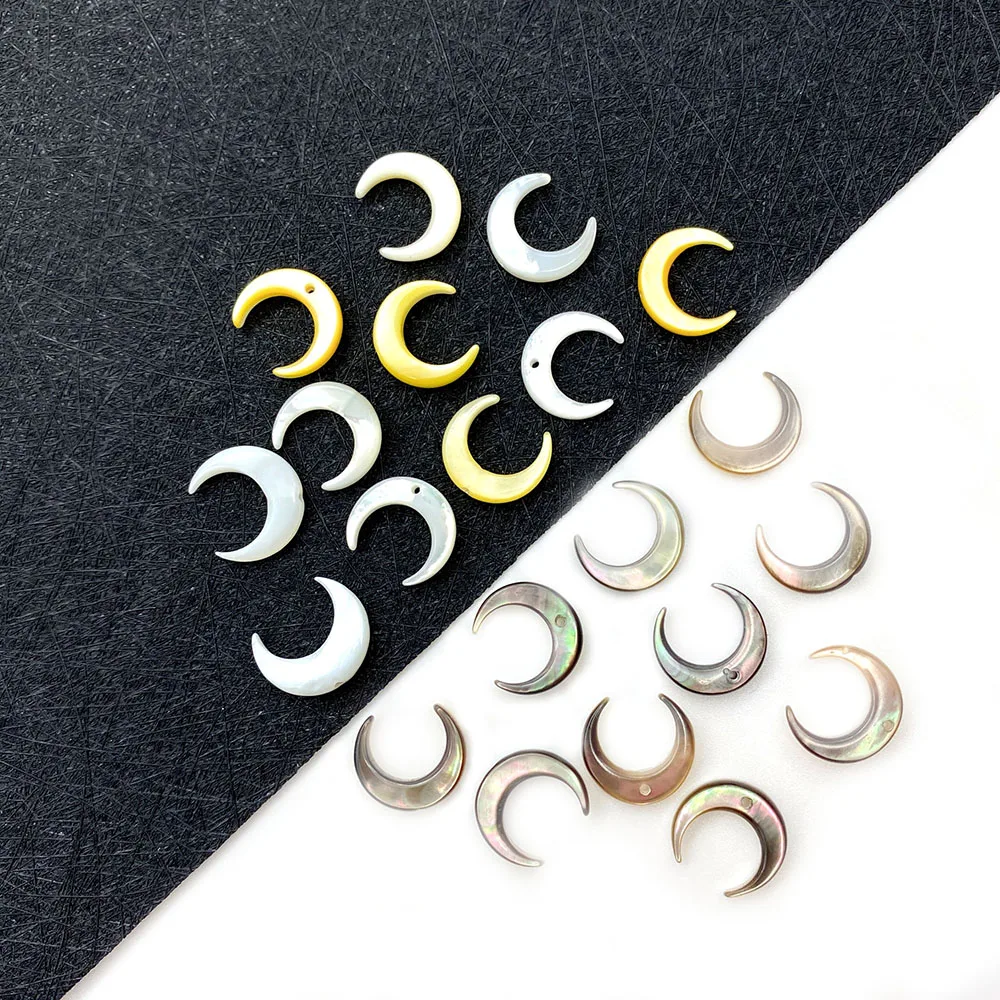 

Natural Sea Shell Bead Pendant Moon Shape Black and White Hole Exquisite Jewelry DIY Making Necklace Bracelet Accessories Charm