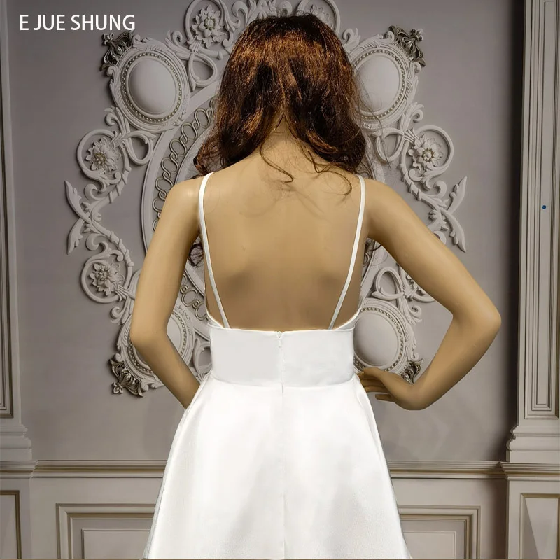 E JUE SHUNG 화이트 새틴 심플 안녕하세요 낮은 웨딩 드레스 v-목 스파게티 스트랩 Backless 신부 가운 가운 드 Mariee 리얼 드레스