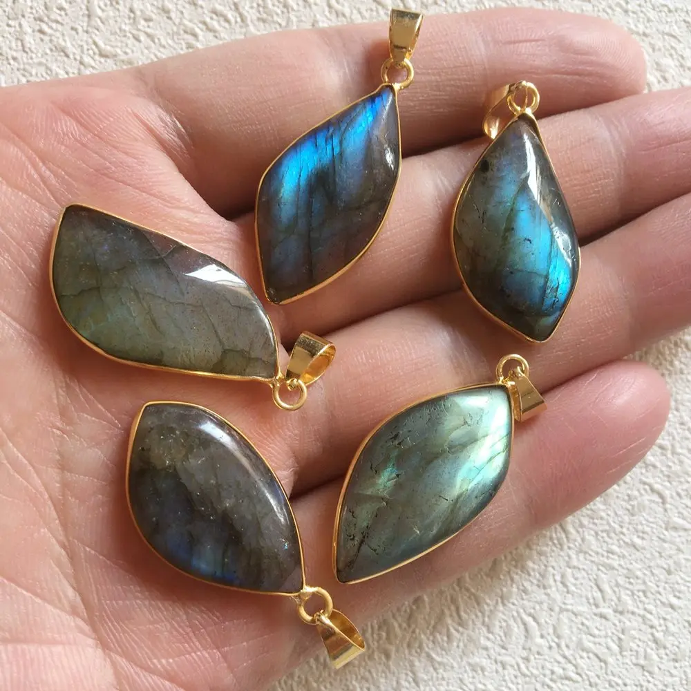 FUWO Wholesale Natural Labradorite Pendant,Golden Plated Shiny Polished Crystal Accessories For Necklace Making PD347 5Pcs/Lot