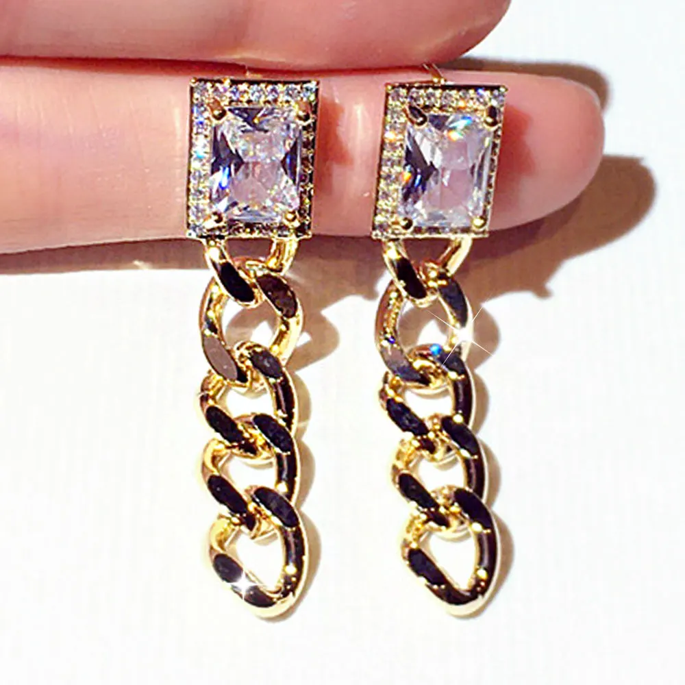 

Long Inlaid Rhinestone Earrings 2022 Trendy Geometry Cubic Elegant Temperament Earrings for Lady Fine Romantic Weddings Gift