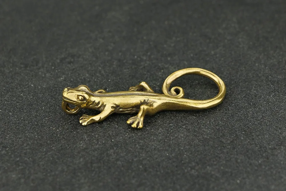 new Pure Brass Copper lizard gecko Ornament Brass Pendant Keychain Ornament m027