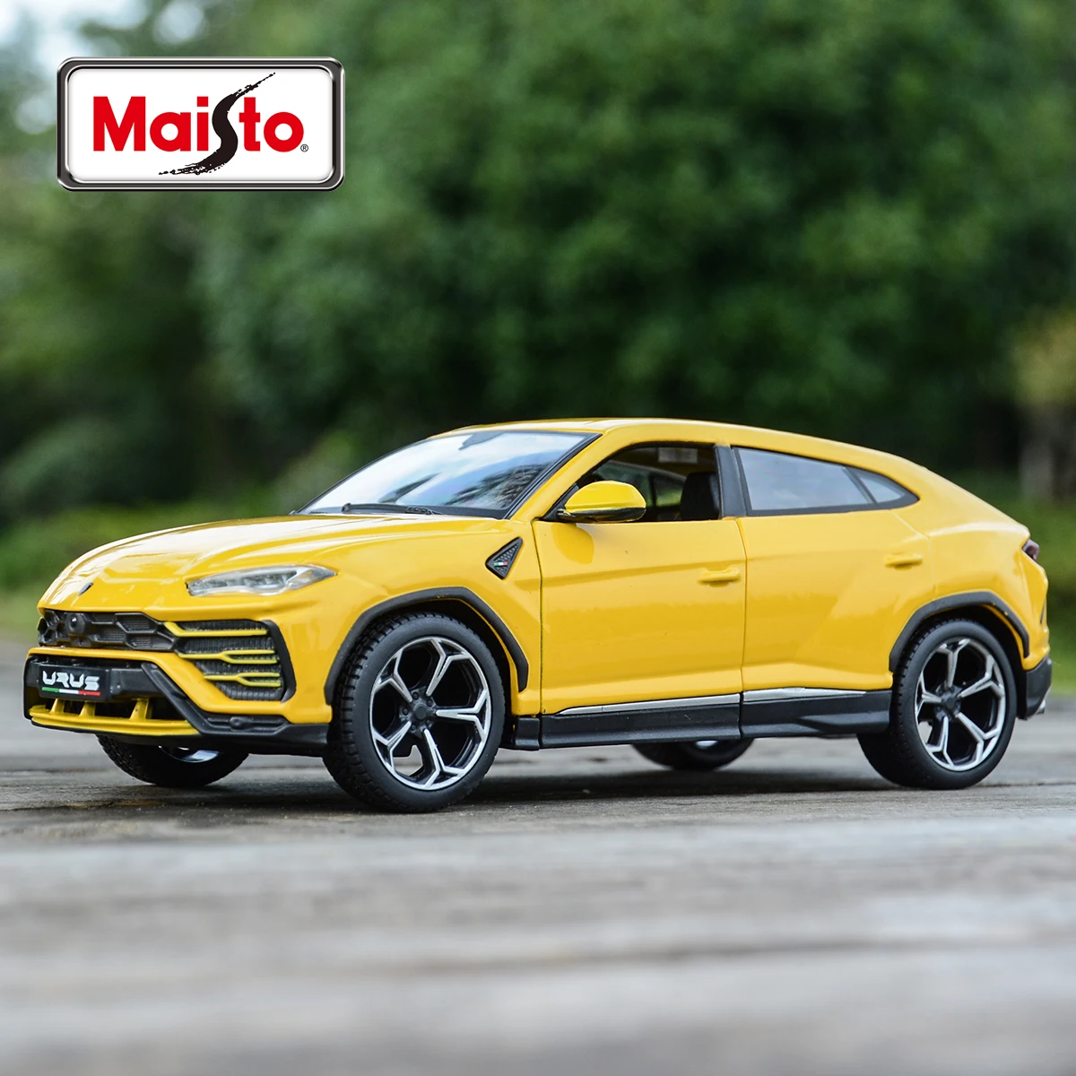 

Maisto 1:24 Lamborghini Urus SUV Car Yellow Static Die Cast Vehicles Collectible Model Car Toys