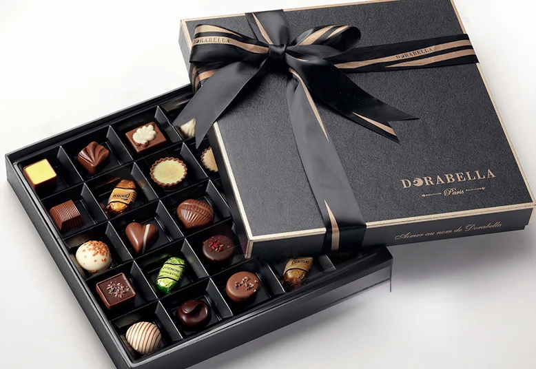 Fabricante de cajas de embalaje de chocolate de papel de regalo de lujo personalizado, cajas de embalaje de regalo de chocolate magnético con inserto --- PX2001