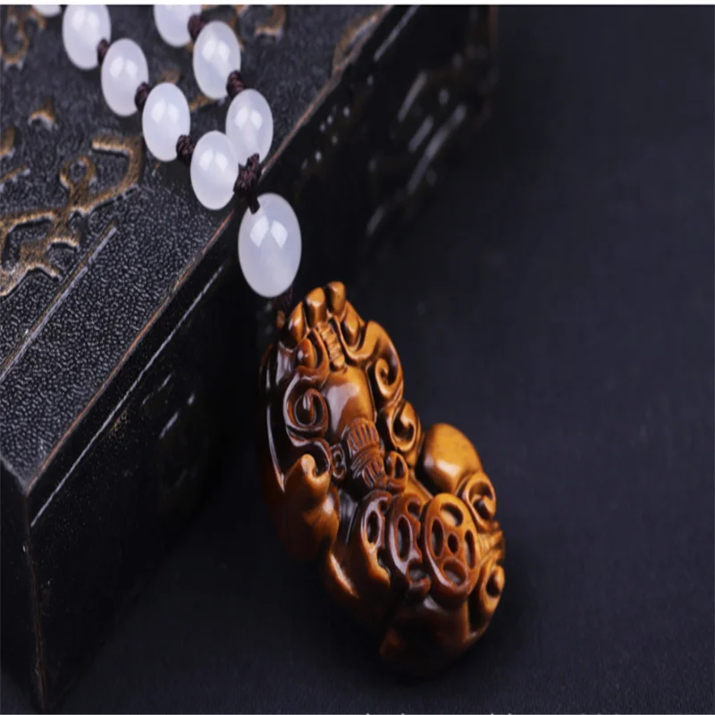 Hot selling natural hand-carved jade money Pixiu Necklace pendant fashion Accessories Men Women Luck Gifts Amulet for