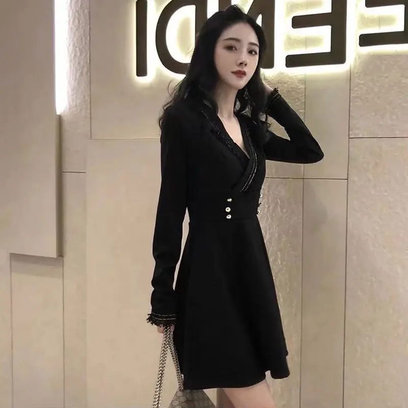 Fashion Women Elegant Hepburn Black Dress Sexy V-Neck Long Sleeve High Wasit Korean Vestidos Female Spring Autumn Vintage Dress