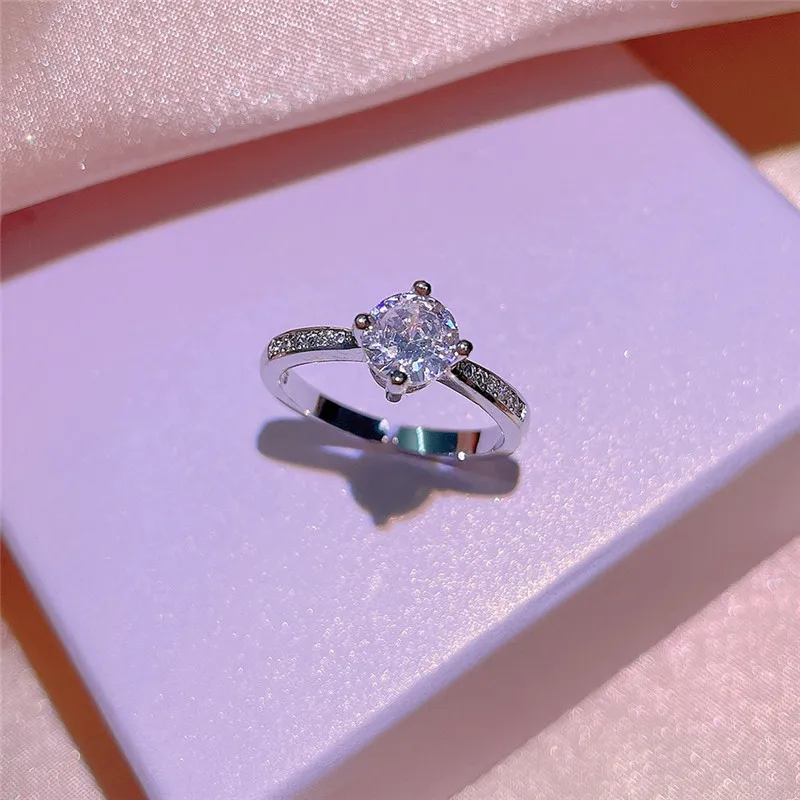 CC Diamant Jewelry Necklace for Women Small Round Zirconia Stone Fine Wedding Accessories Engagement Pendant With Chain CCN747