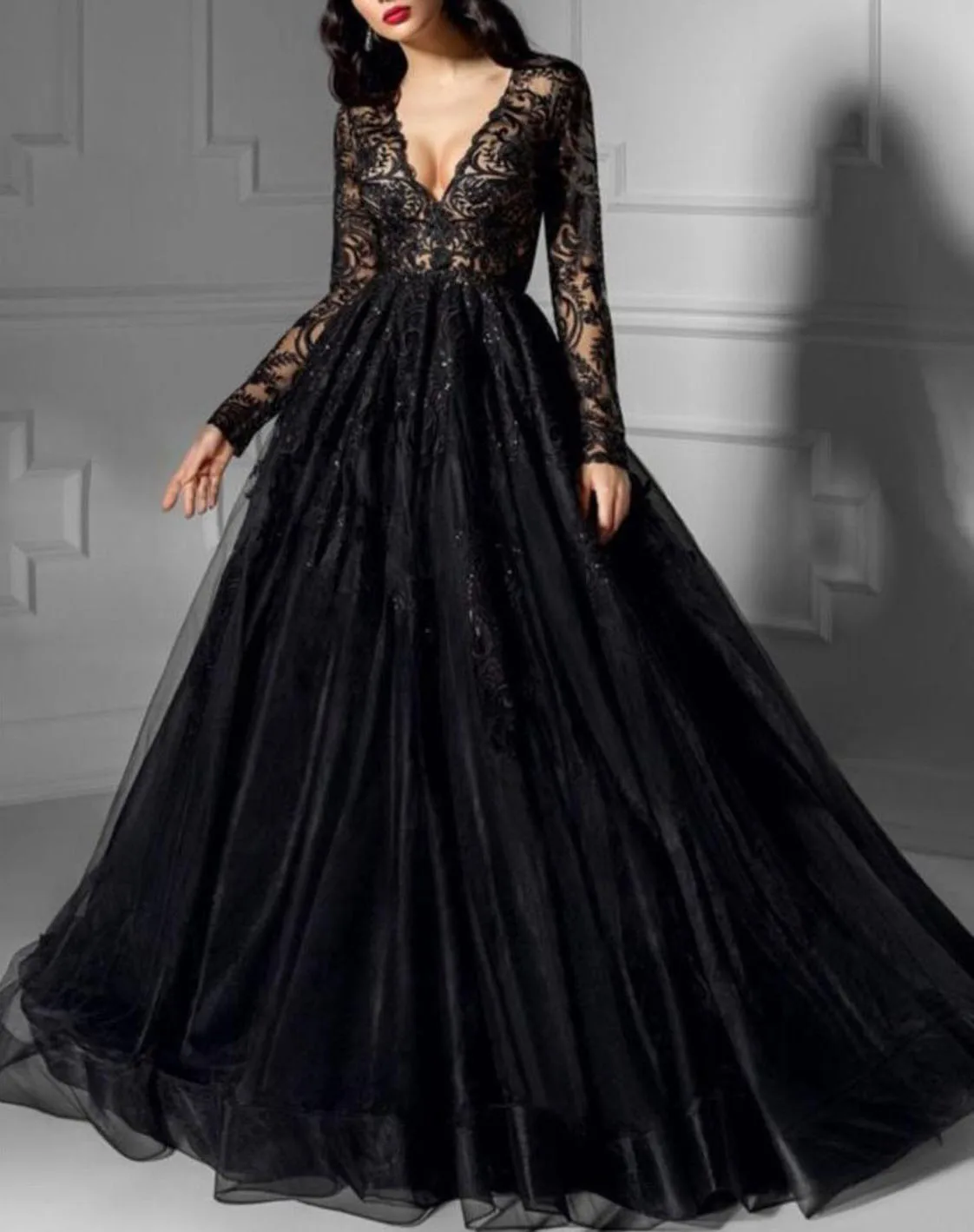 Black Tulle Lace Bridal Gown Princess Simple Feminine V-Neck Cut-Out Long Sleeves Sequins Pure Color Party Dresses Plus Size