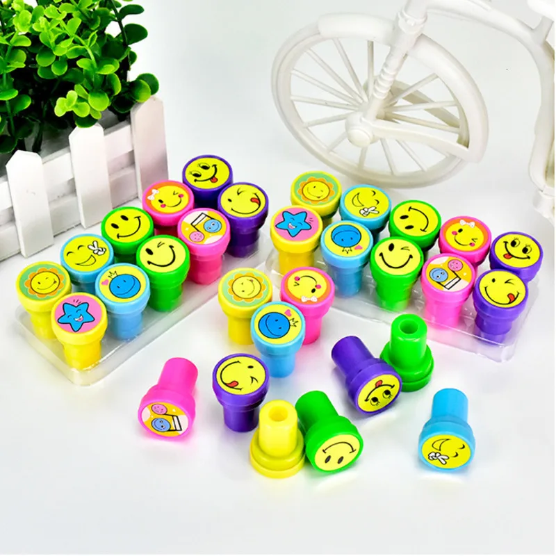 10pcs/Set Seal Children Toy Stamps Cartoon Smiley Face Kids Seal For Scrapbooking Stamper DIY Painting Photo Album Decor