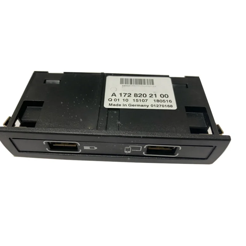 A172 820 21 00  for Mercedes-Benz CLS A CLASS GLA CLA  GLE  SD Card Reader Multimedia Box A1728202100 A1728202200 Usb Plug