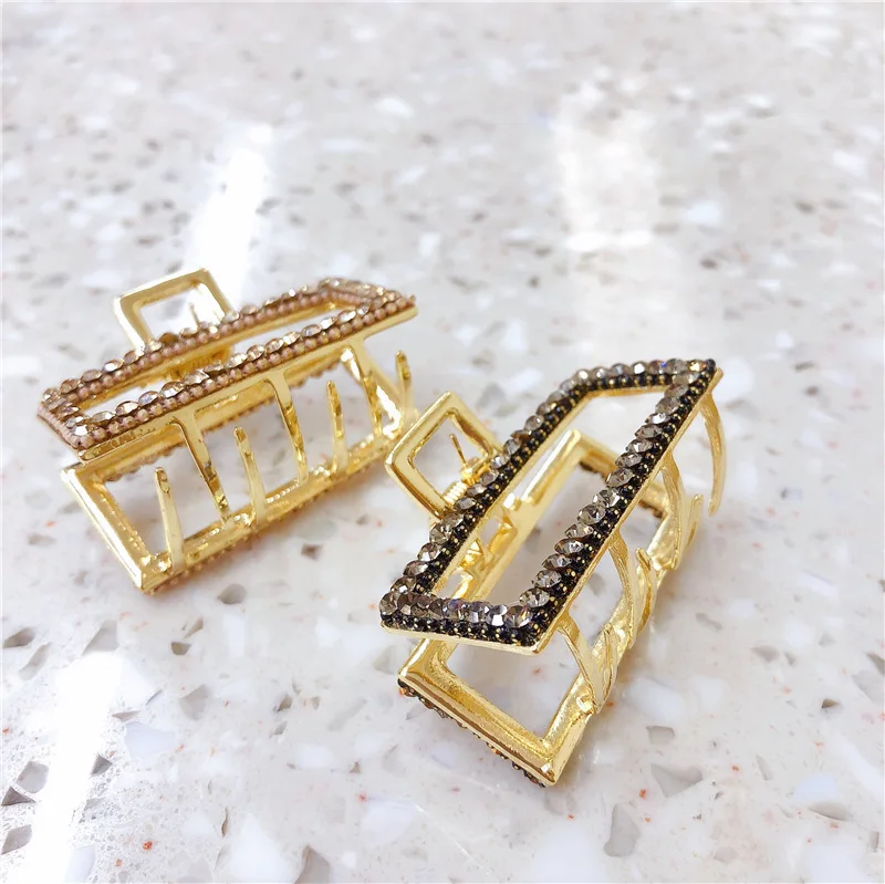 

Fashion Rhinestone Hair Claws girls hair Accessories for Women Retro Crab geometry Hairpins hair clips Barrette Shiny Headwear