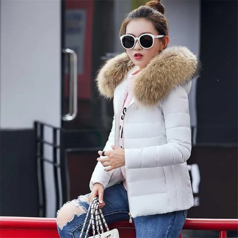 2023 New Winter Jacket Womens Parkas Fur Collar Hooded Coats Casual Short Jacket Female Slim Cotton Padded Warm Outerwear P768