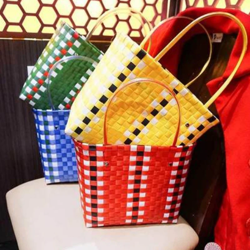 Hand Woven Shipping Bag Basket Bag New Fashion Beach Bag Totes Bag Colorful Woven Wicker Women\'s Handbag