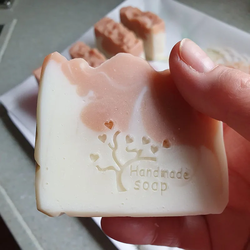 1Pcs Letter Tree and Leaves Pattern Mini Diy Soap Stamp Diy Handmade Soap Stamps White Resin Soap Chapter Personality