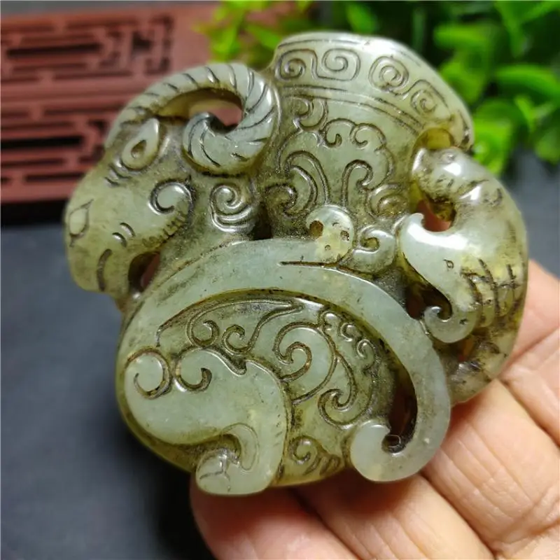 

Natural Jade Antique Carving Claw Cup Sheep Statue Jade Pendant Lucky Beast Mascot Collection Jewelry Decoration Gift Hollow