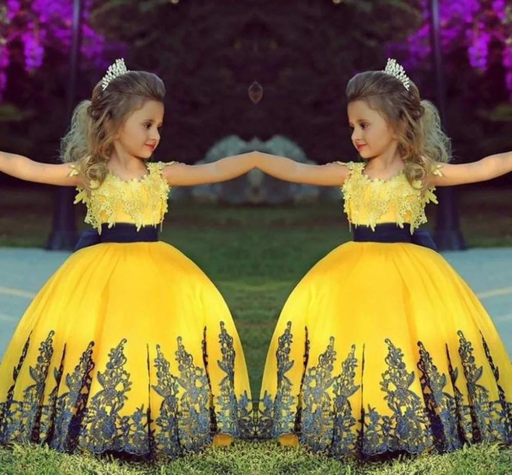 

communion dresses Vintage 2025 Girls Pageant Dresses Yellow Satin Ball Gown Dress Lace Applique Beauty Flower Girl Dresses