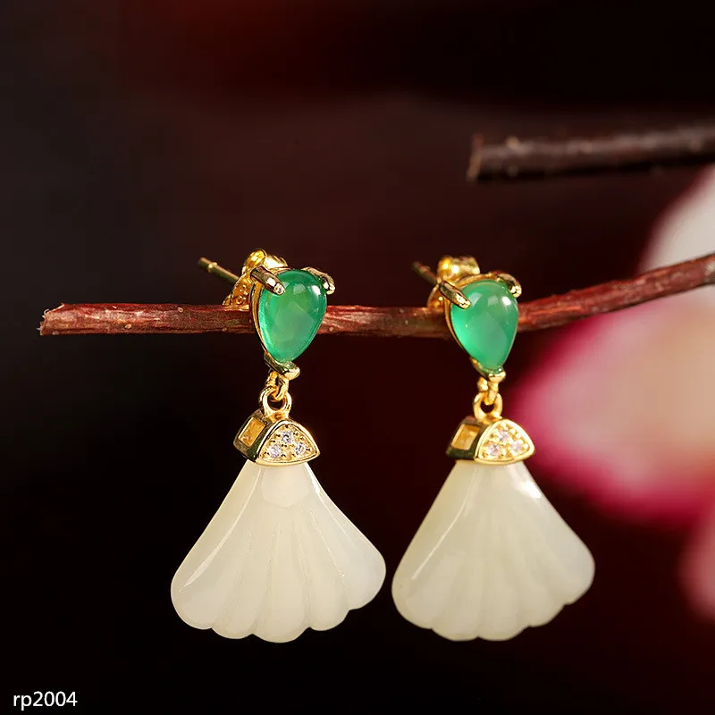 

KJJEAXCMY boutique jewelry 925 Silver Hetian Jade Gem Plated Scallop Girl Stud Earrings New