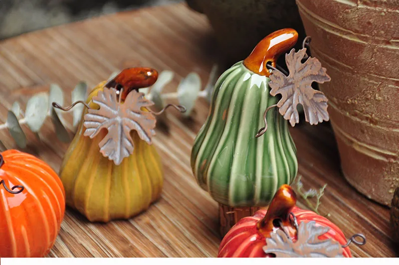 Creative country painted ceramic pumpkin ornaments garden gardening Halloween decoration gift Cute pumpkin desk decoration CL101