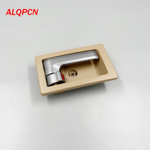 Imagen 2 del producto Manija interior de la puerta delantera, manija izquierda y derecha de la marca china van Feng DFM DFSK c37, mango gris plateado con embellecedor amarillo