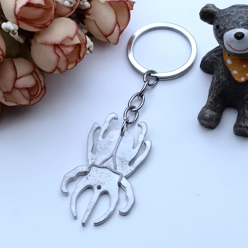 Punk Retro Insect Design Beetle Keychain Ladies Men’s Jewelry Accessories Tri-color Zinc Alloy Beetle Keychain Fashion Jewelry