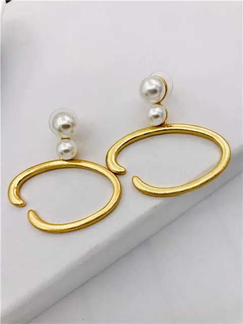 European and American jewelry O series letter logo light retro marking personality pearl earrings