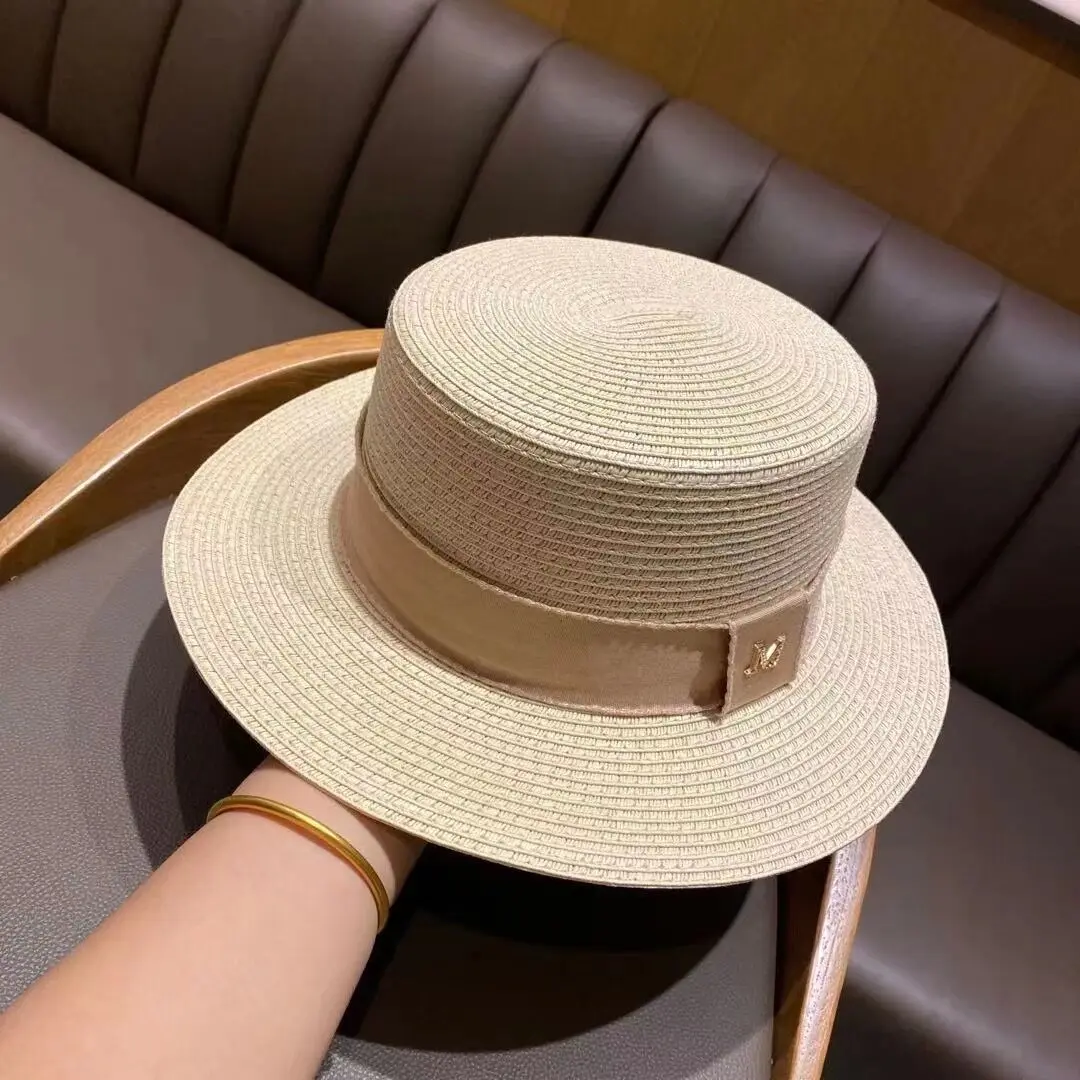 Summer Women\'s Boater Beach Hat Wide Side Female Casual Panama Hat Lady Classic Flat Bowknot Straw Sun Hat Women Fedora Letter M