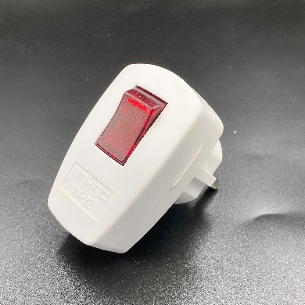 ألمانيا Schuko Rewireable قابس طاقة مع مفتاح الطاقة على الخروج 250 فولت 10A الاتحاد الأوروبي CEE 7/7 محول قياسي وعاء موصل