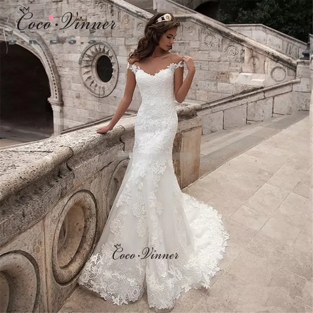 Abiti da sposa a sirena con maniche ad aletta personalizzate Appliques 2025 Illusion Lace Button Back Vestido Novia Negro Abiti da sposa W0545