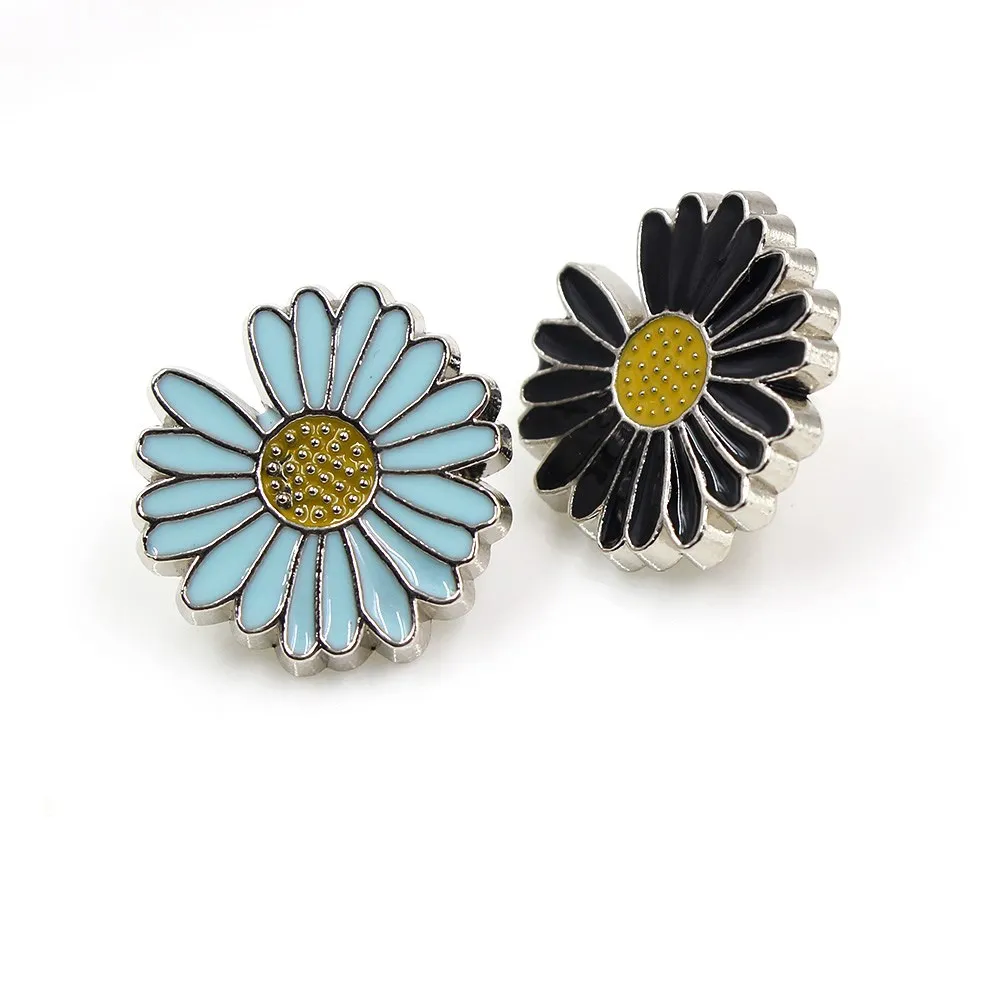 10pcs/lot Sunflower small daisy-shaped buttons Gold for clothing sweater coat decoration shirt buttons accessories DIY JS-0270