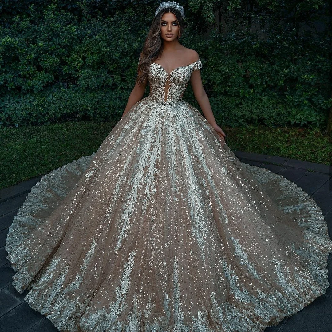 

2021 Giltter Champagne Wedding Dress with Ivory Lace Appliques Off Shoulder Bridal Gowns Saudi Arabic Plus Size vestido de novia