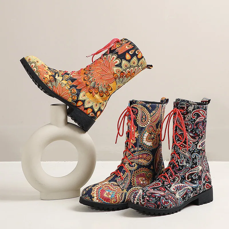 YMECHIC-Botas de motorista con cordones para mujer, botines de media pantorrilla con estampado de tacón medio grueso, otoño e invierno, 2024