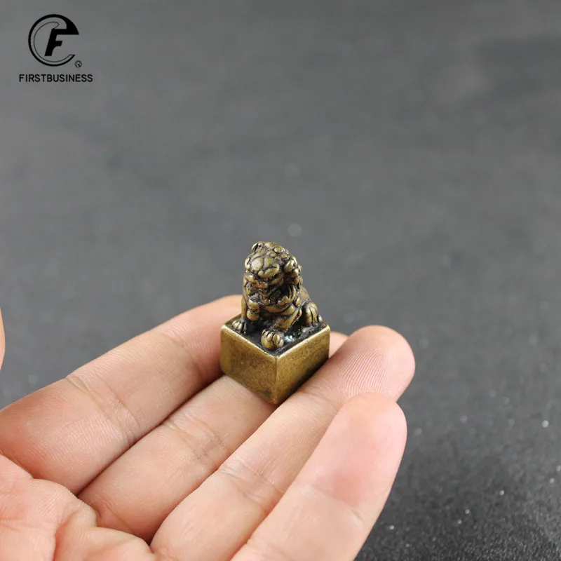 Solid Pure Brass Small Lion Seal Statue Chinese Feng Shui Lucky Home Decorations Ornaments Lovable Animal Figurines Desk Decor