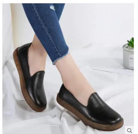 

Women Flats Roman Style Women Shoes White Loafers For Women Nurse Casual Flat Shoes Genuine Leather Large size Sneakers shoes