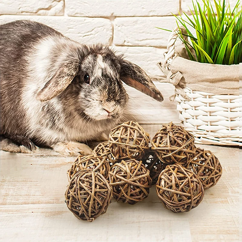 Natural Willow Balls For Small Animals Pet Rabbit Hamster Chewing Toy Guinea Pig Bird Chew Funny Toy for Parrots Grass Ball